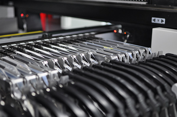 深圳SMT貼片飛達維護：確保供料穩定的5個核心步驟